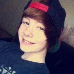 Meet your Posher, Devin